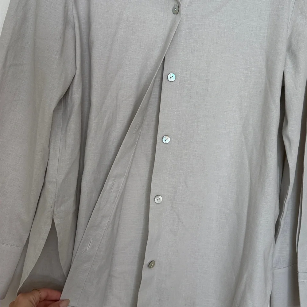 Vince button down - Picture 2 of 6